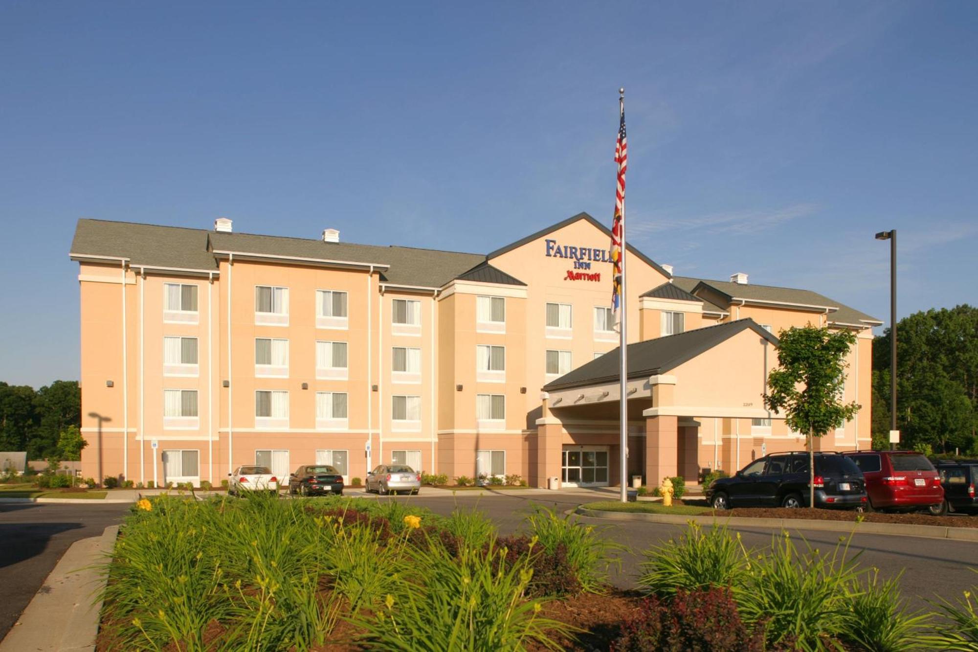Fairfield Inn By Marriott Lexington Park Patuxent River Naval Air Station Bagian luar foto